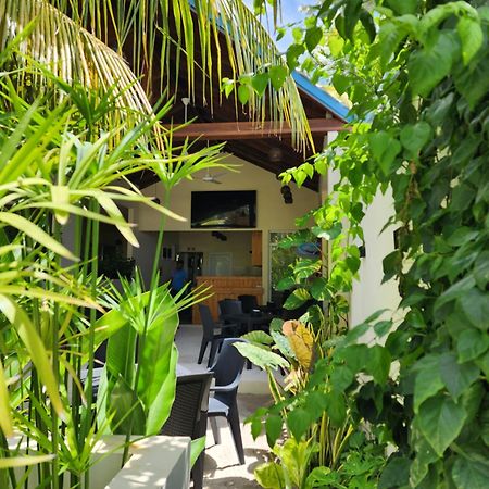 فندق Dhigurah Dhonveli Boutique المظهر الخارجي الصورة